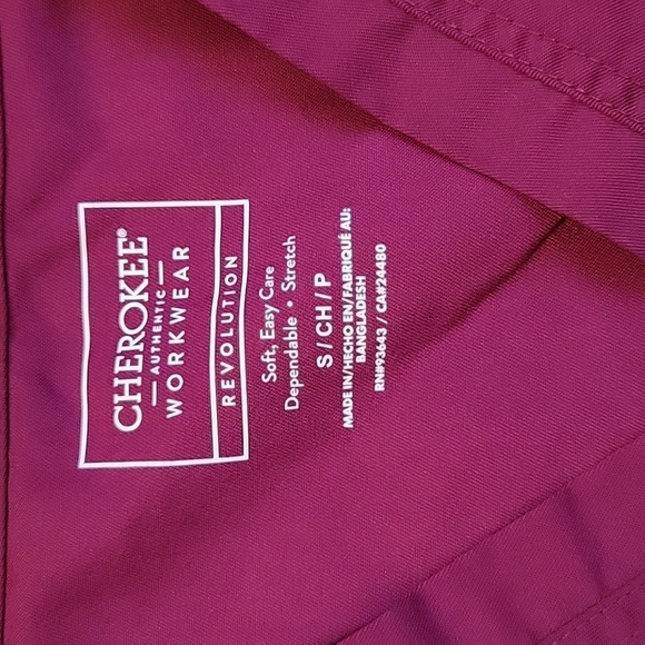 Cherokee Workwear Revolution Women's Scrub Set Size Small Tall Wine - Picture 3 of 7